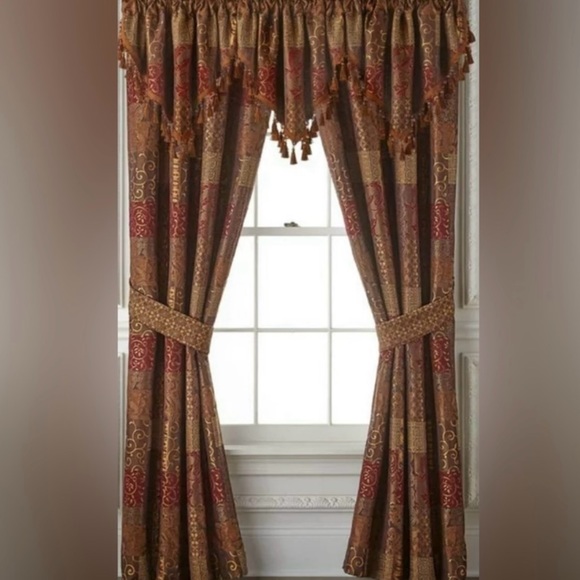 Valance Croscill Monroe Federal Ivoire 84 X 13.5 - Neuf, Emballage Déchiré